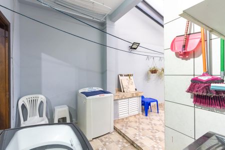 Casa à venda com 127m², 2 quartos e 1 vaga Casa à venda com 127m², 2 quartos e 1 vagaLavanderia