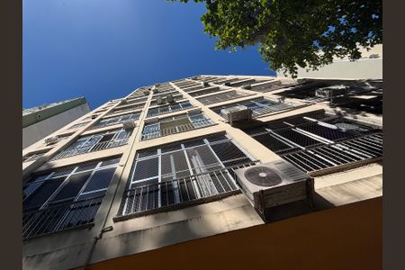 Studio à venda com 38m², 1 quarto e sem vaga Studio à venda com 38m², 1 quarto e sem vagaFachada