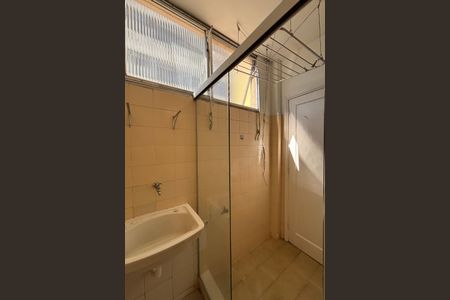 Studio à venda com 38m², 1 quarto e sem vaga Studio à venda com 38m², 1 quarto e sem vagaBanheiro