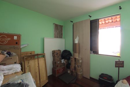 Casa à venda com 900m², 5 quartos e 3 vagasQuarto 3