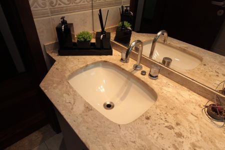 Casa à venda com 900m², 5 quartos e 3 vagasBanheiro Social