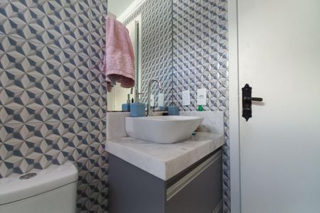 Apartamento à venda com 175m², 5 quartos e 2 vagas Apartamento à venda com 175m², 5 quartos e 2 vagasBanheiro do Quarto 2