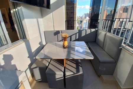 Apartamento à venda com 175m², 5 quartos e 2 vagas Apartamento à venda com 175m², 5 quartos e 2 vagasDetalhe da Área da Churrasqueira