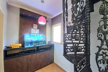 Apartamento à venda com 175m², 5 quartos e 2 vagas Apartamento à venda com 175m², 5 quartos e 2 vagasHall dos Quartos