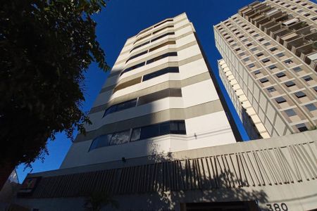 Apartamento à venda com 175m², 5 quartos e 2 vagas Apartamento à venda com 175m², 5 quartos e 2 vagasFachada do Prédio