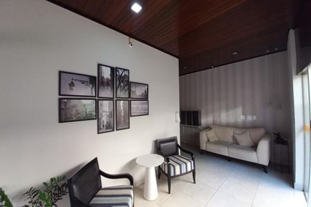 Apartamento à venda com 175m², 5 quartos e 2 vagas Apartamento à venda com 175m², 5 quartos e 2 vagasHall de Entrada