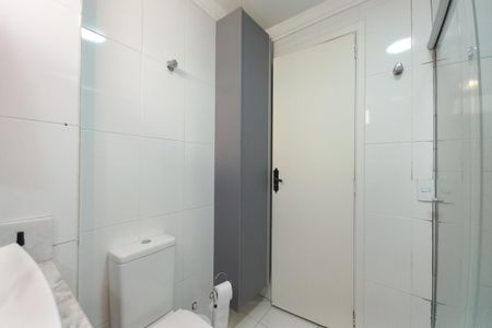 Apartamento à venda com 175m², 5 quartos e 2 vagas Apartamento à venda com 175m², 5 quartos e 2 vagasBanheiro