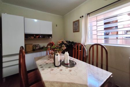 Casa à venda com 180m², 3 quartos e 4 vagasCopa