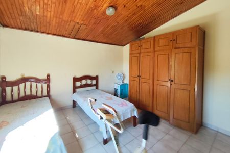 Casa à venda com 180m², 3 quartos e 4 vagasQuarto 2