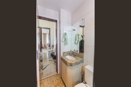 Apartamento à venda com 283m², 4 quartos e 2 vagasBanheiro da Suíte 2 na Cobertura