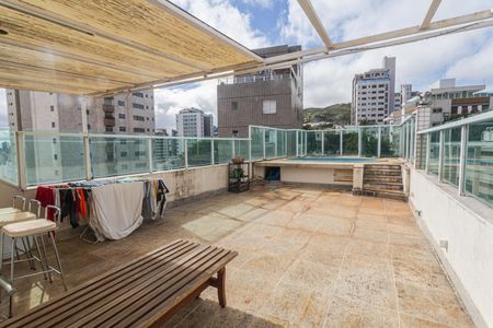 Apartamento à venda com 283m², 4 quartos e 2 vagasCobertura