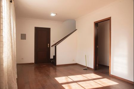 Casa à venda com 200m², 3 quartos e 2 vagasSala