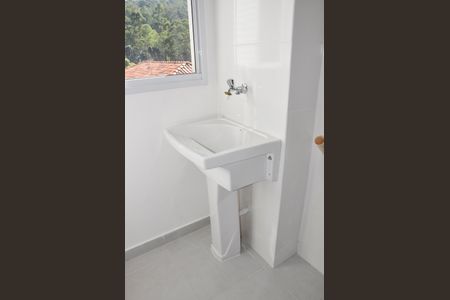 Apartamento à venda com 46m², 2 quartos e sem vaga Apartamento à venda com 46m², 2 quartos e sem vaga Cozinha e Área de Serviço