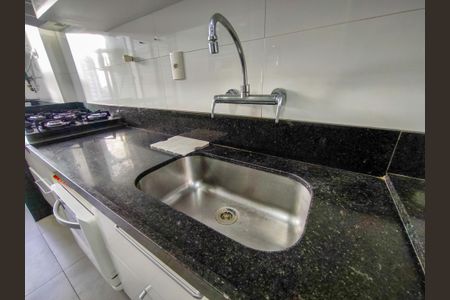 Apartamento à venda com 265m², 3 quartos e 3 vagas Apartamento à venda com 265m², 3 quartos e 3 vagasCozinha