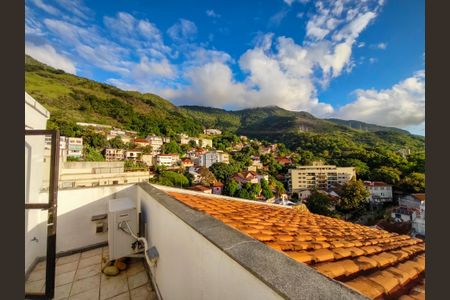 Apartamento à venda com 265m², 3 quartos e 3 vagas Apartamento à venda com 265m², 3 quartos e 3 vagasVaranda