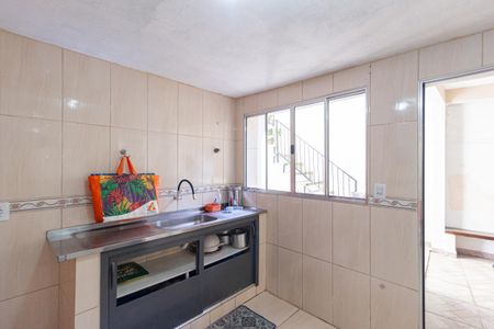 Casa à venda com 351m², 4 quartos e 2 vagas Casa à venda com 351m², 4 quartos e 2 vagasCozinha 2