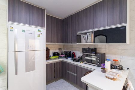 Casa à venda com 351m², 4 quartos e 2 vagas Casa à venda com 351m², 4 quartos e 2 vagasCozinha