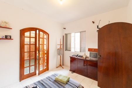 Casa à venda com 351m², 4 quartos e 2 vagas Casa à venda com 351m², 4 quartos e 2 vagasQuarto 1