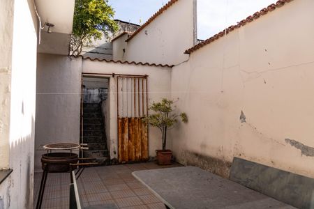 Casa à venda com 360m², 3 quartos e 2 vagas Casa à venda com 360m², 3 quartos e 2 vagasÁrea externa