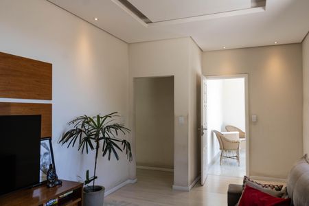 Casa à venda com 360m², 3 quartos e 2 vagas Casa à venda com 360m², 3 quartos e 2 vagasSala