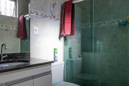 Casa à venda com 360m², 3 quartos e 2 vagas Casa à venda com 360m², 3 quartos e 2 vagasBanheiro da Suíte