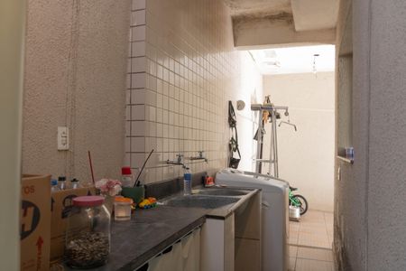 Casa à venda com 360m², 3 quartos e 2 vagas Casa à venda com 360m², 3 quartos e 2 vagasÁrea de Serviço