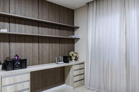 Casa à venda com 360m², 3 quartos e 2 vagas Casa à venda com 360m², 3 quartos e 2 vagasQuarto 2