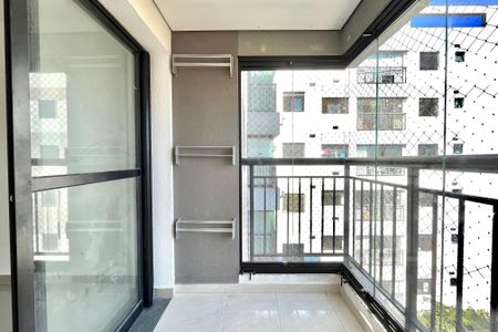 Apartamento à venda com 63m², 2 quartos e 1 vaga Apartamento à venda com 63m², 2 quartos e 1 vagaVaranda