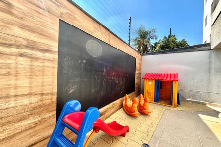 Apartamento à venda com 63m², 2 quartos e 1 vaga Apartamento à venda com 63m², 2 quartos e 1 vagaÁrea comum - Playground