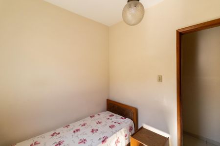 Casa à venda com 167m², 3 quartos e 2 vagas Casa à venda com 167m², 3 quartos e 2 vagasQuarto 2