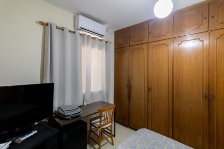 Casa à venda com 167m², 3 quartos e 2 vagas Casa à venda com 167m², 3 quartos e 2 vagasQuarto 1