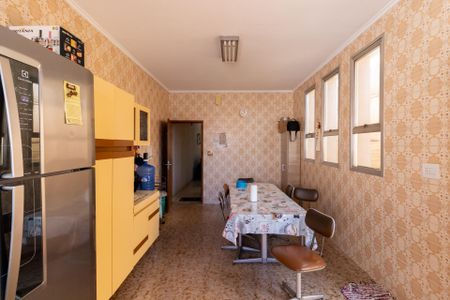 Casa à venda com 167m², 3 quartos e 2 vagas Casa à venda com 167m², 3 quartos e 2 vagasCozinha