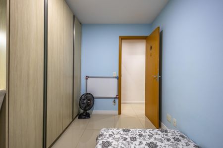 Apartamento à venda com 95m², 3 quartos e 2 vagas Apartamento à venda com 95m², 3 quartos e 2 vagasQuarto 1