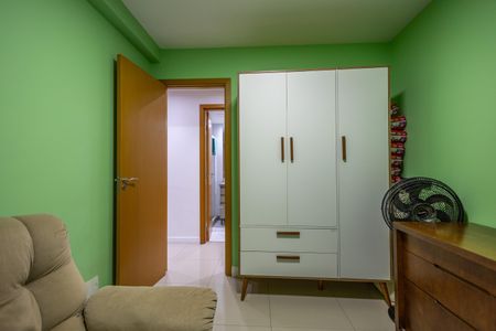 Apartamento à venda com 95m², 3 quartos e 2 vagas Apartamento à venda com 95m², 3 quartos e 2 vagasQuarto 2
