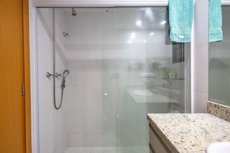 Apartamento à venda com 95m², 3 quartos e 2 vagas Apartamento à venda com 95m², 3 quartos e 2 vagasBanheiro Social