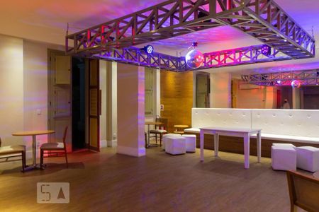 Apartamento à venda com 95m², 3 quartos e 2 vagas Apartamento à venda com 95m², 3 quartos e 2 vagasÁrea comum