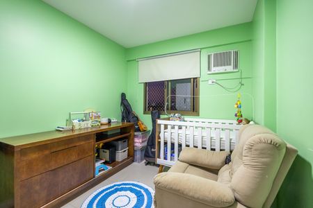 Apartamento à venda com 95m², 3 quartos e 2 vagas Apartamento à venda com 95m², 3 quartos e 2 vagasQuarto 2