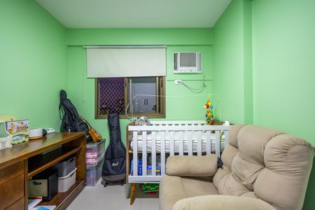 Apartamento à venda com 95m², 3 quartos e 2 vagas Apartamento à venda com 95m², 3 quartos e 2 vagasQuarto 2