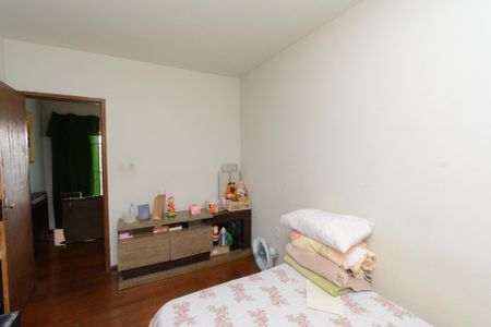 Casa à venda com 300m², 6 quartos e 3 vagas Casa à venda com 300m², 6 quartos e 3 vagasCasa 2 - Quarto 3