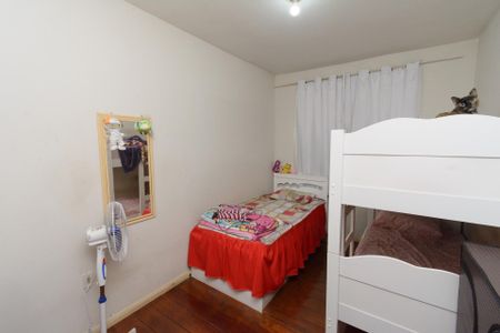 Casa à venda com 300m², 6 quartos e 3 vagas Casa à venda com 300m², 6 quartos e 3 vagasCasa 2 - Quarto 1