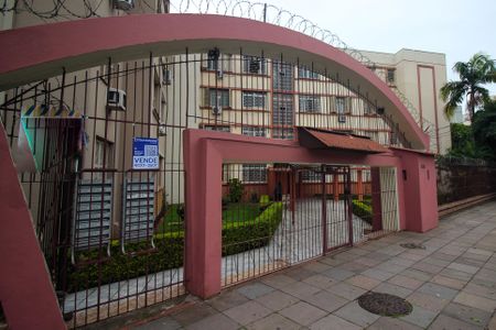 Apartamento à venda com 90m², 3 quartos e sem vagaFachada do Prédio e placa