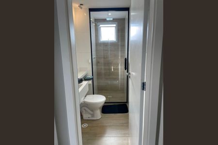 Apartamento à venda com 40m², 2 quartos e sem vaga Apartamento à venda com 40m², 2 quartos e sem vagaBanheiro