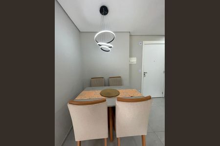 Apartamento à venda com 40m², 2 quartos e sem vaga Apartamento à venda com 40m², 2 quartos e sem vagaSala