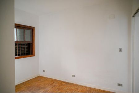 Casa à venda com 240m², 4 quartos e 3 vagas Casa à venda com 240m², 4 quartos e 3 vagasSuíte