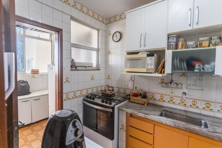 Apartamento à venda com 100m², 3 quartos e 2 vagas Apartamento à venda com 100m², 3 quartos e 2 vagasCozinha