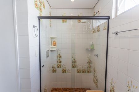 Apartamento à venda com 100m², 3 quartos e 2 vagas Apartamento à venda com 100m², 3 quartos e 2 vagasBanheiro da Suíte