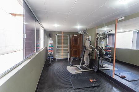 Apartamento à venda com 100m², 3 quartos e 2 vagas Apartamento à venda com 100m², 3 quartos e 2 vagasAcademia