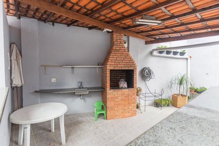 Apartamento à venda com 100m², 3 quartos e 2 vagas Apartamento à venda com 100m², 3 quartos e 2 vagasÁrea da Churrasqueira