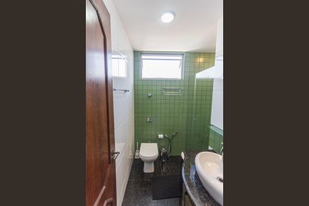 Apartamento à venda com 100m², 3 quartos e 2 vagas Apartamento à venda com 100m², 3 quartos e 2 vagasBanheiro Social