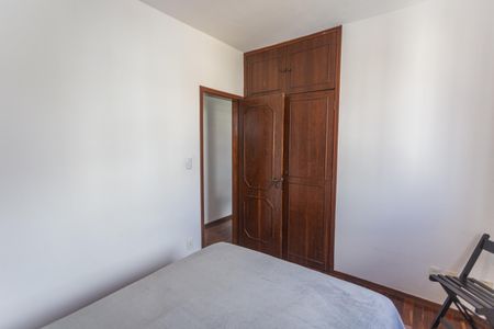 Apartamento à venda com 100m², 3 quartos e 2 vagas Apartamento à venda com 100m², 3 quartos e 2 vagasQuarto 2